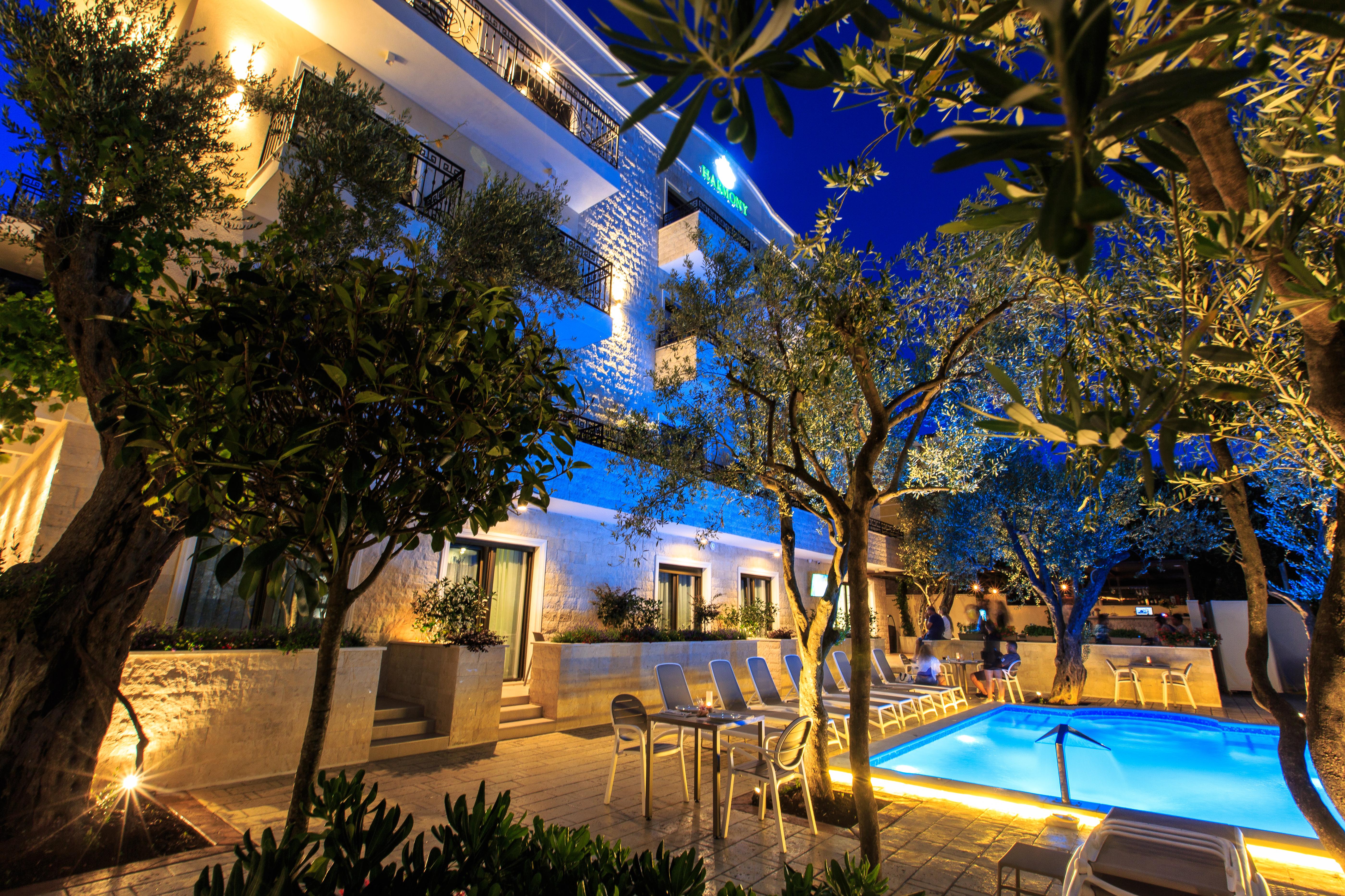 Hotel Harmony By Aycon Petrovazzo Esterno foto